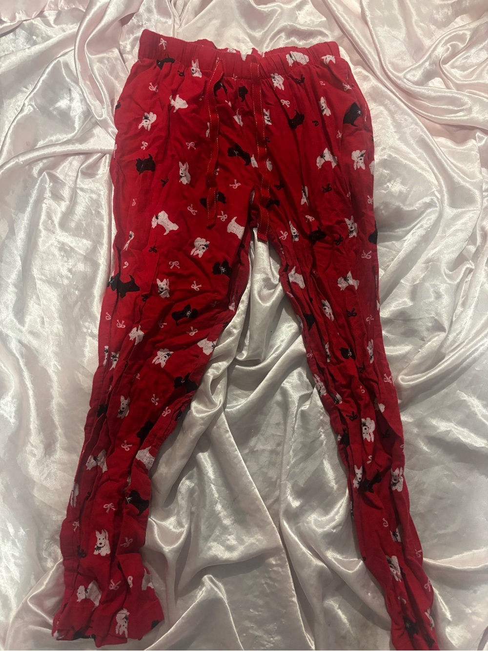 Red woman’s pajama pants joyspun